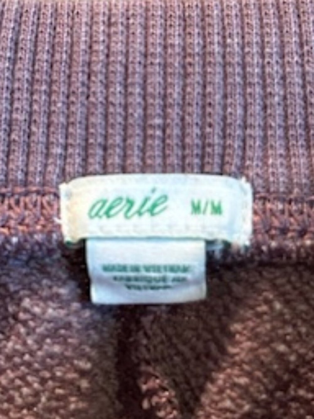 AERIE french terry jogger, plum/purple, size Medium - Picture 3 of 3